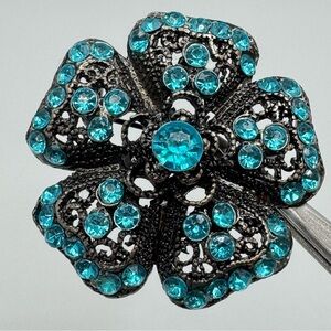 Blue Rhinestone Flower Brooch Silver Tone Filigree Vintage Style
